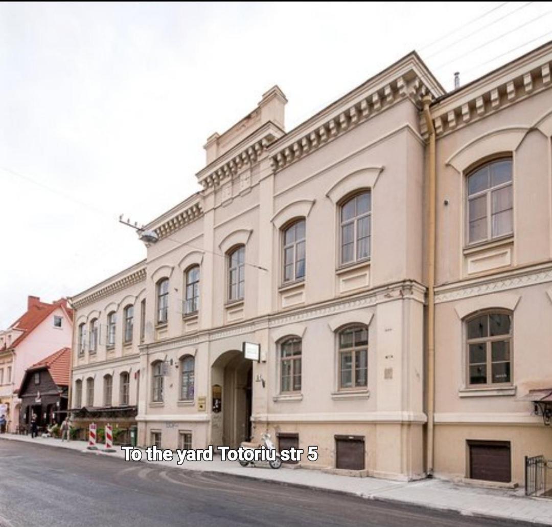 Happy Inn Toto Old Town, Self Check, Parking In The Yard, Vilnius Ngoại thất bức ảnh